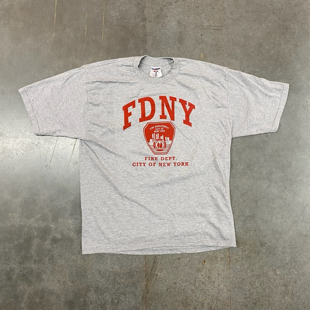 FDNY Fire Department City of New‎ York T Shirt Gray Jerzees Men’s XL